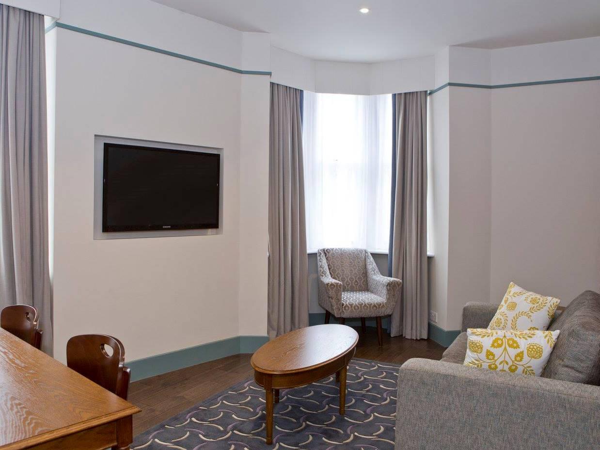The Morton Hotel