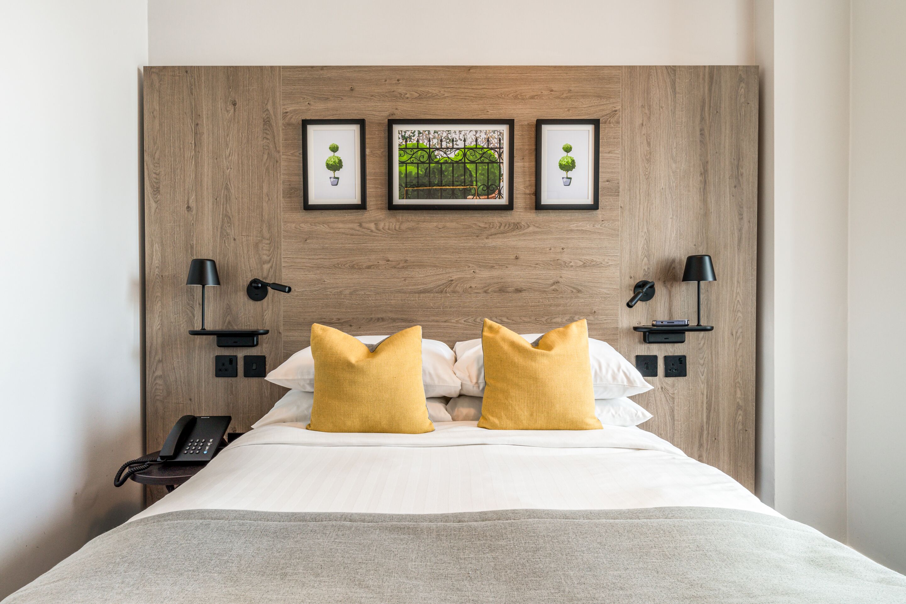 The Princes Square Hotel