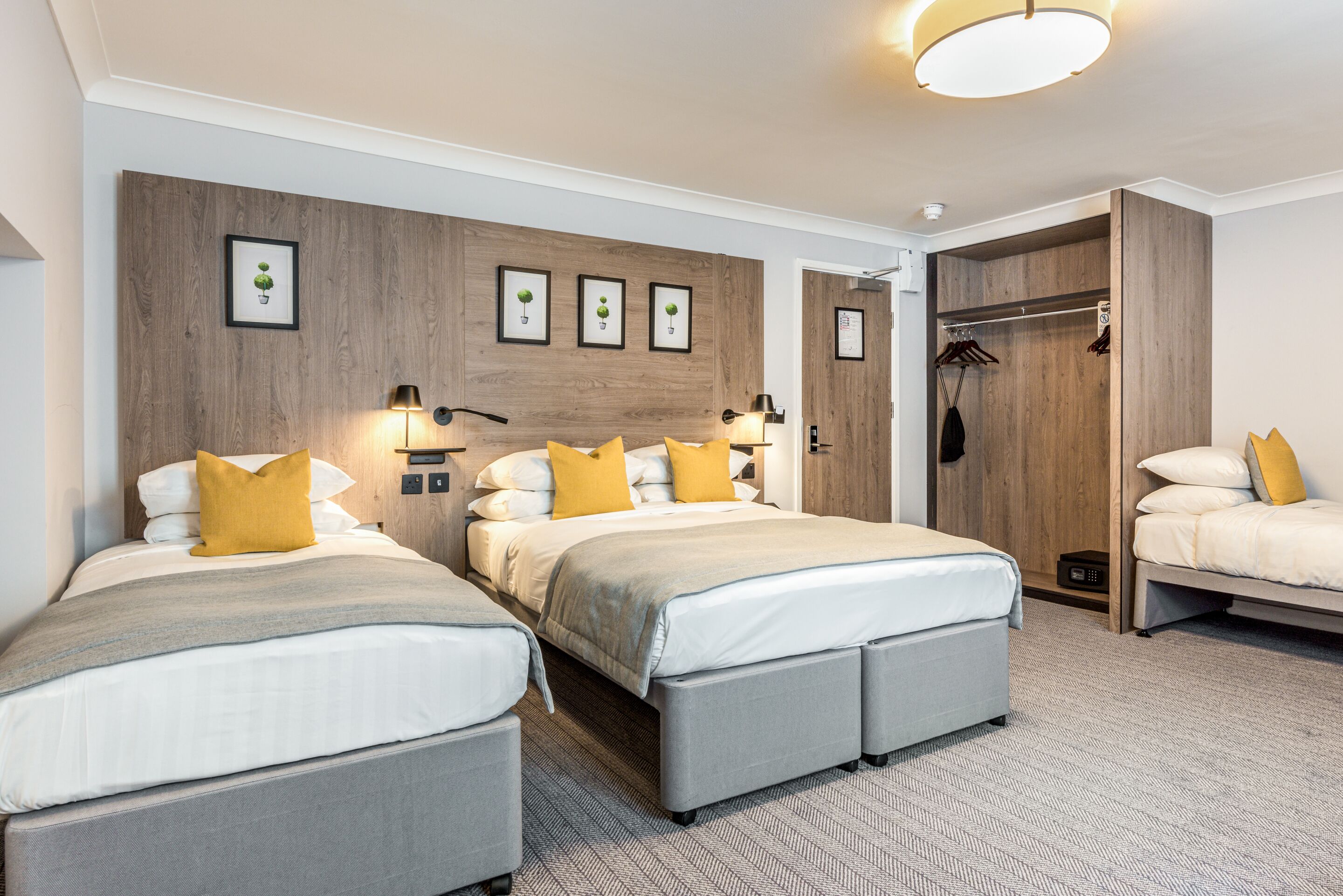 The Princes Square Hotel