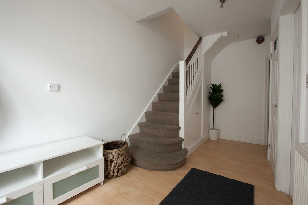 Thirsk Road Studios by EveryWhere to Sleep London