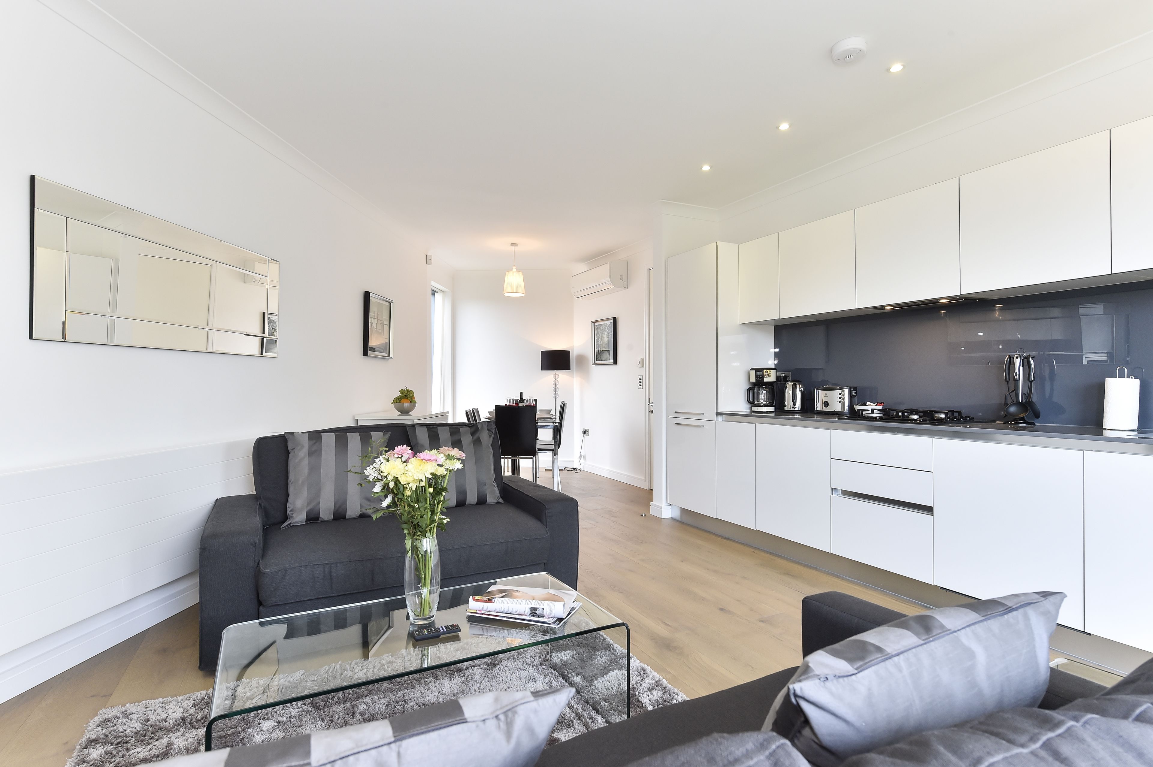 Tower Bridge City Apartments