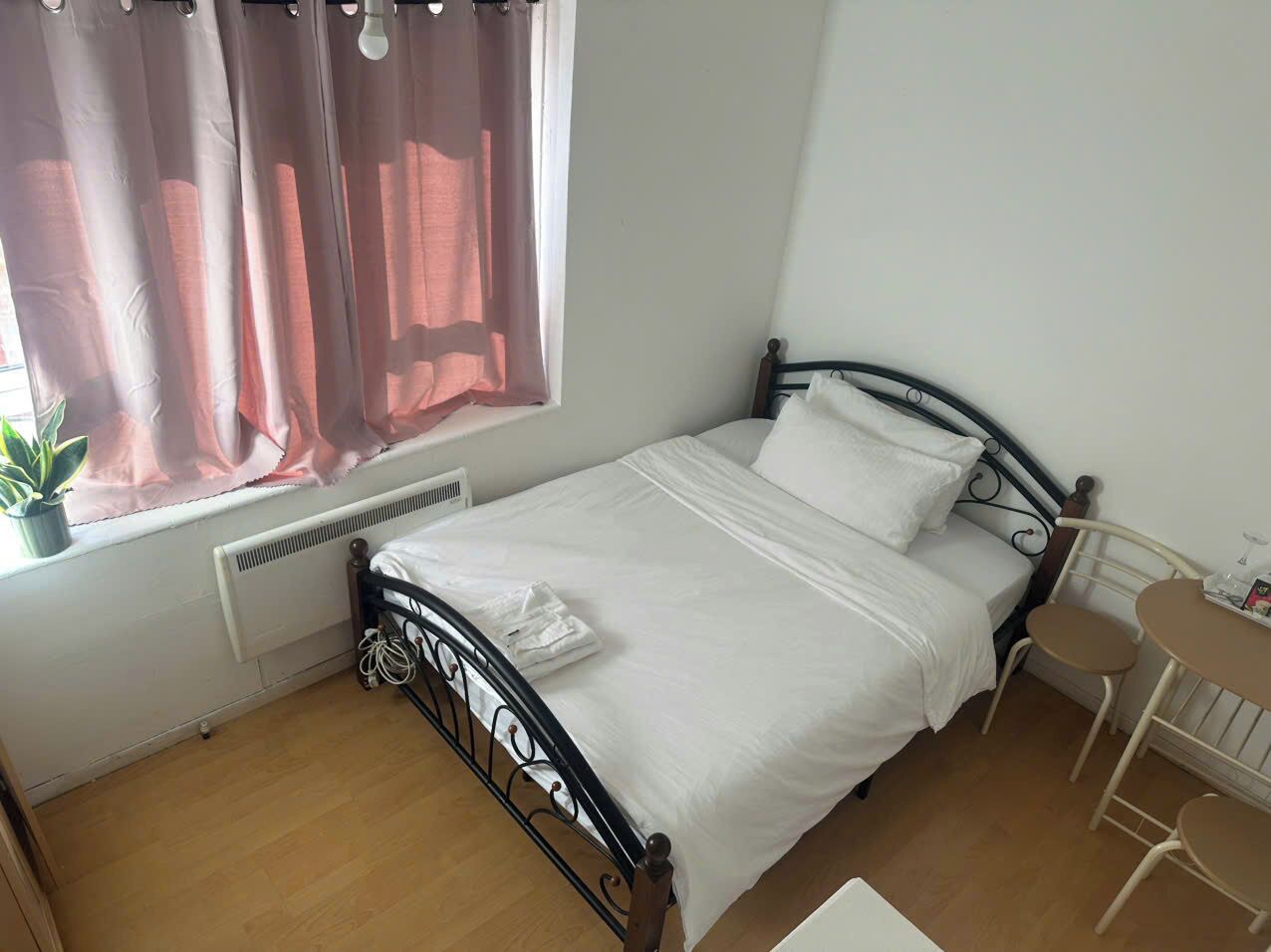 Tran UK Homestay
