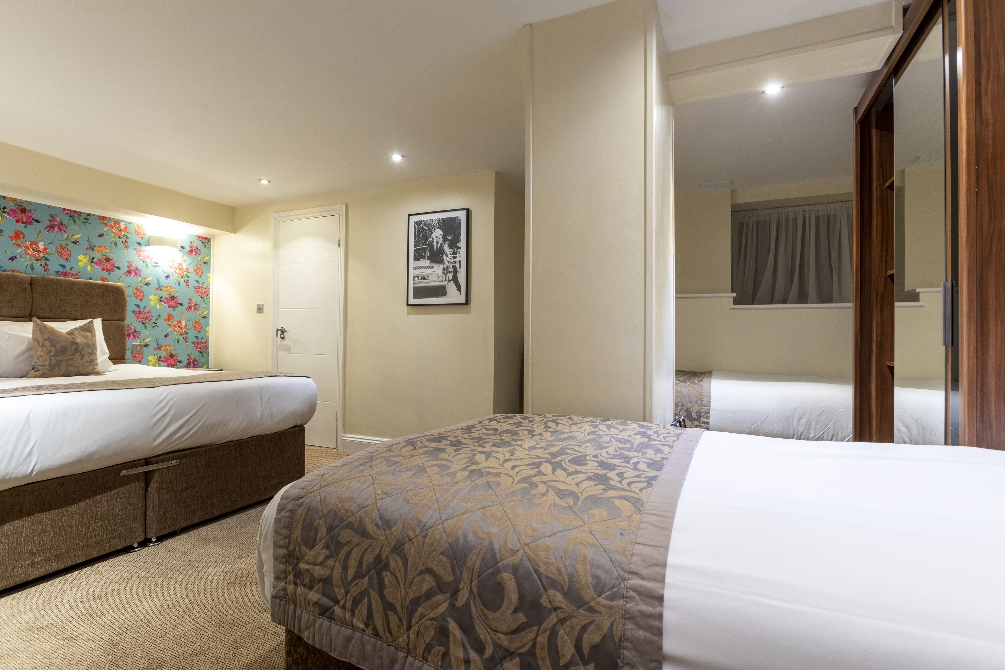 Hotel Shepherd Bush London