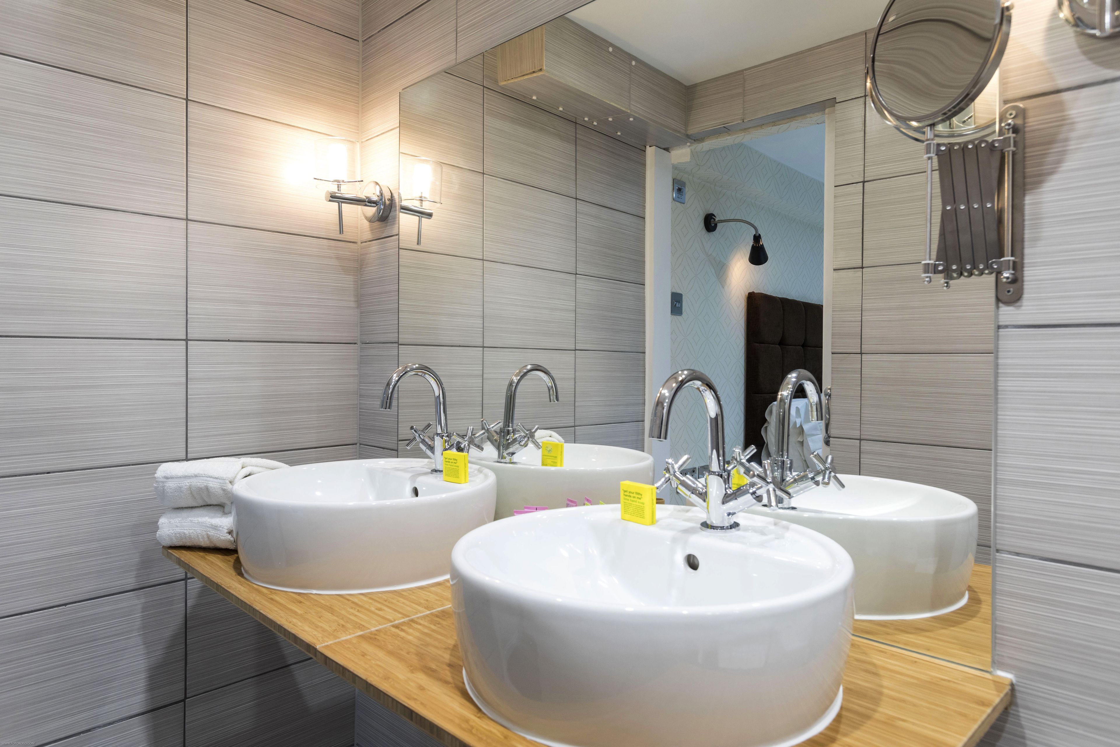 Hotel Shepherd Bush London