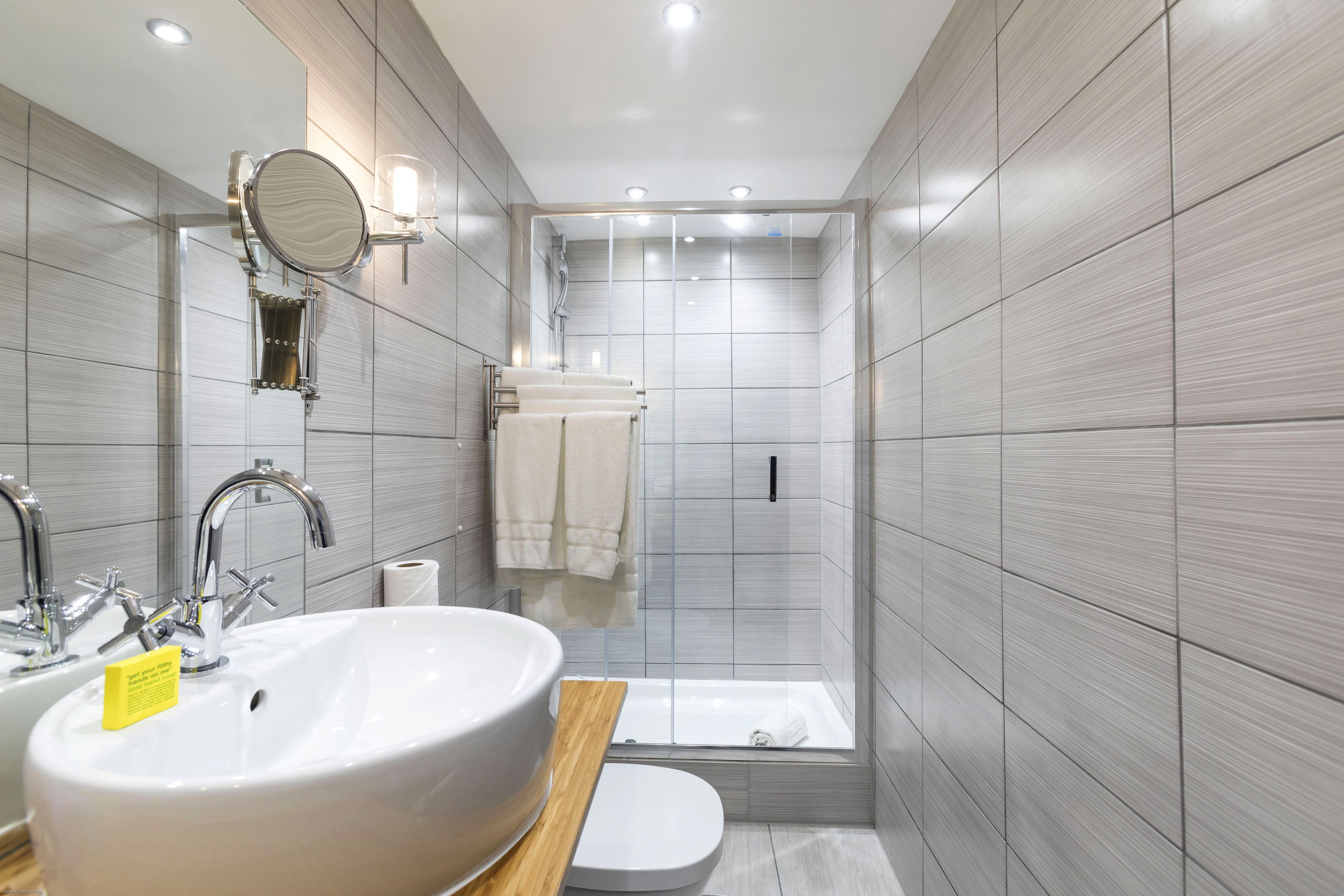 Hotel Shepherd Bush London