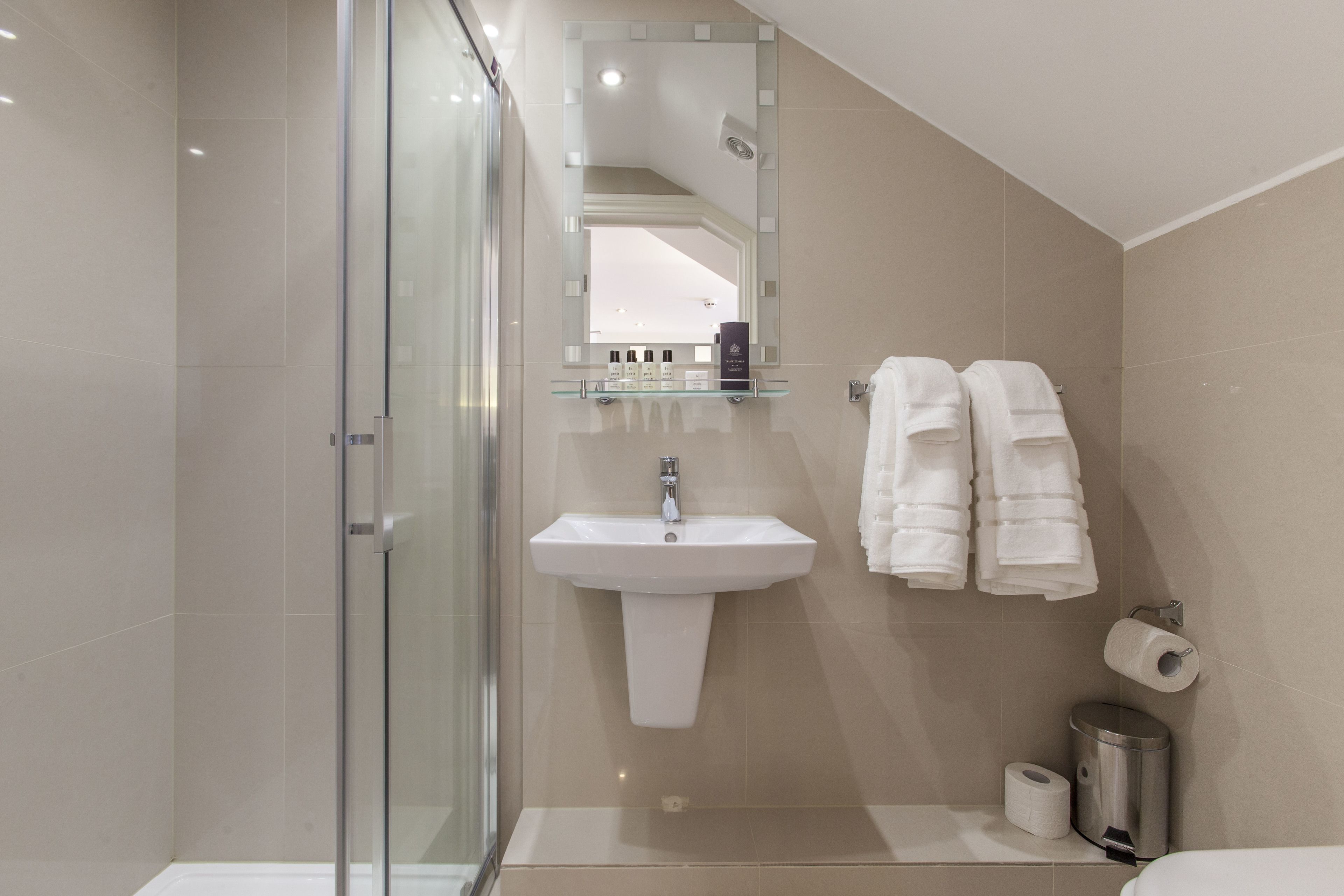 Hotel Shepherd Bush London