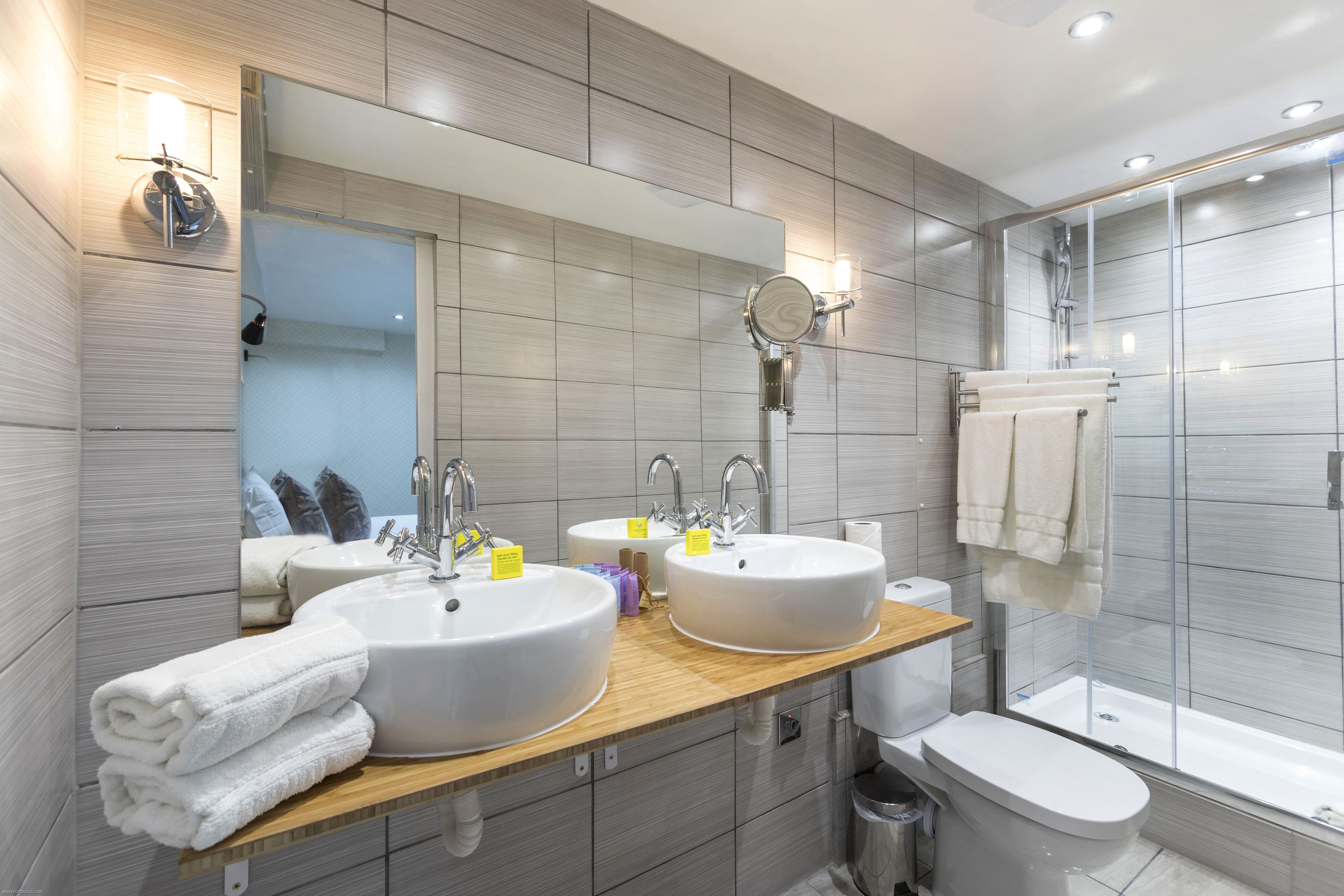 Hotel Shepherd Bush London