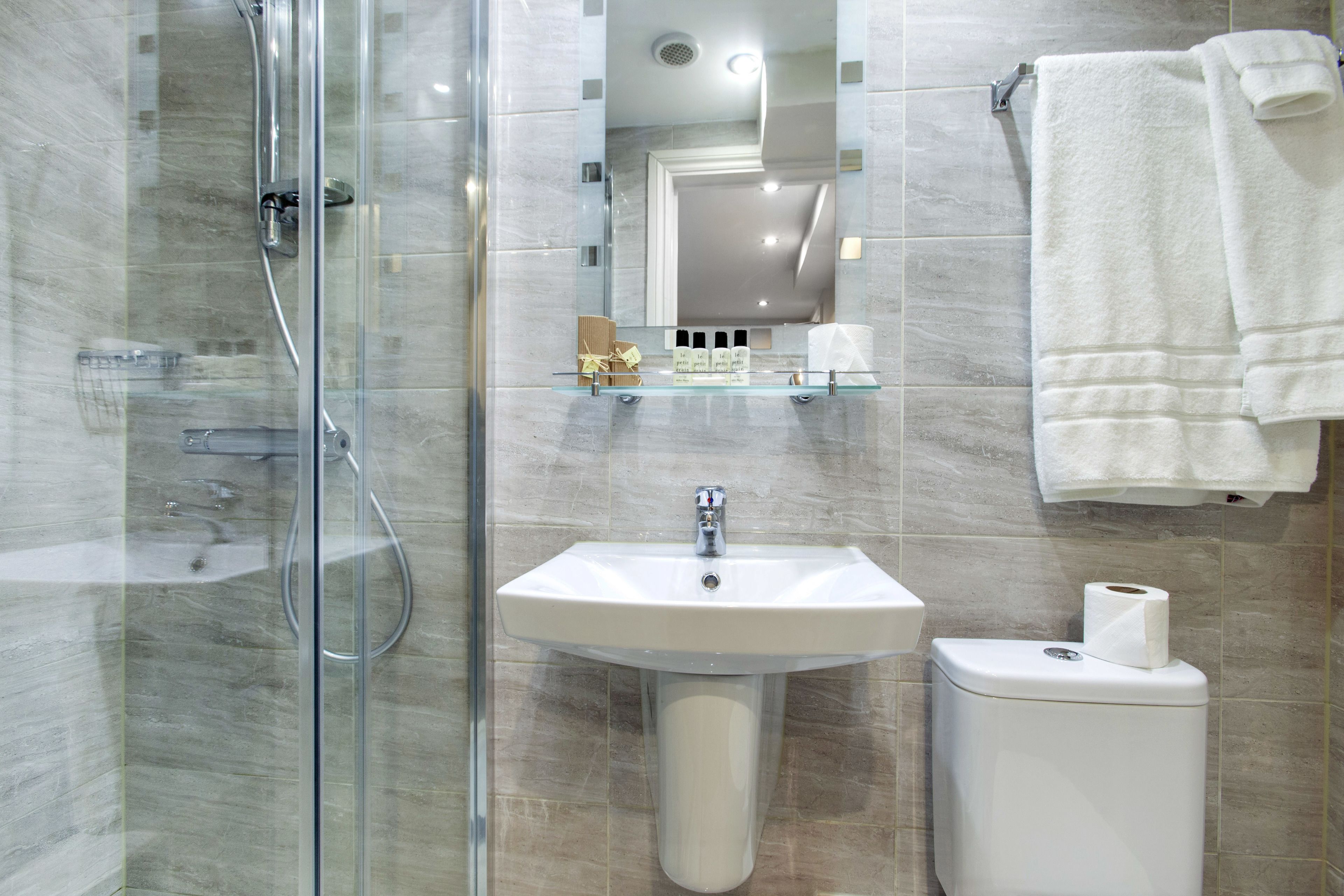 Hotel Shepherd Bush London