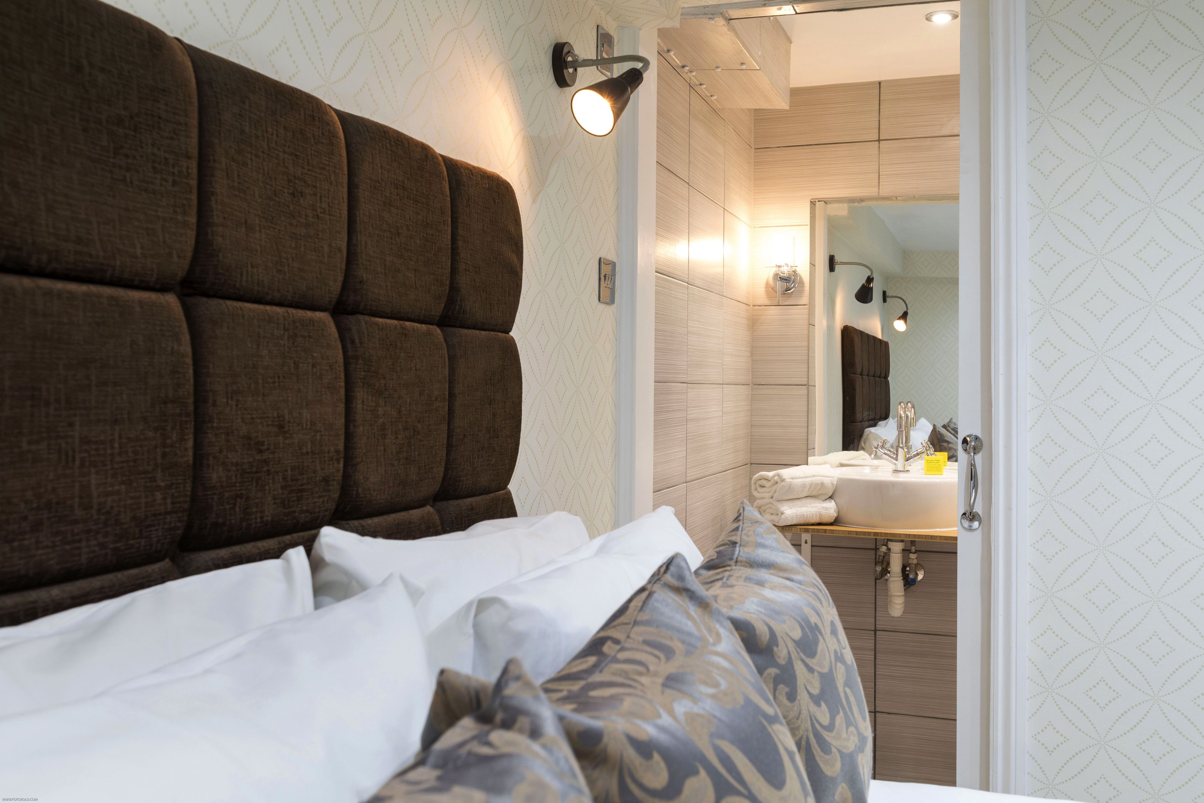 Hotel Shepherd Bush London