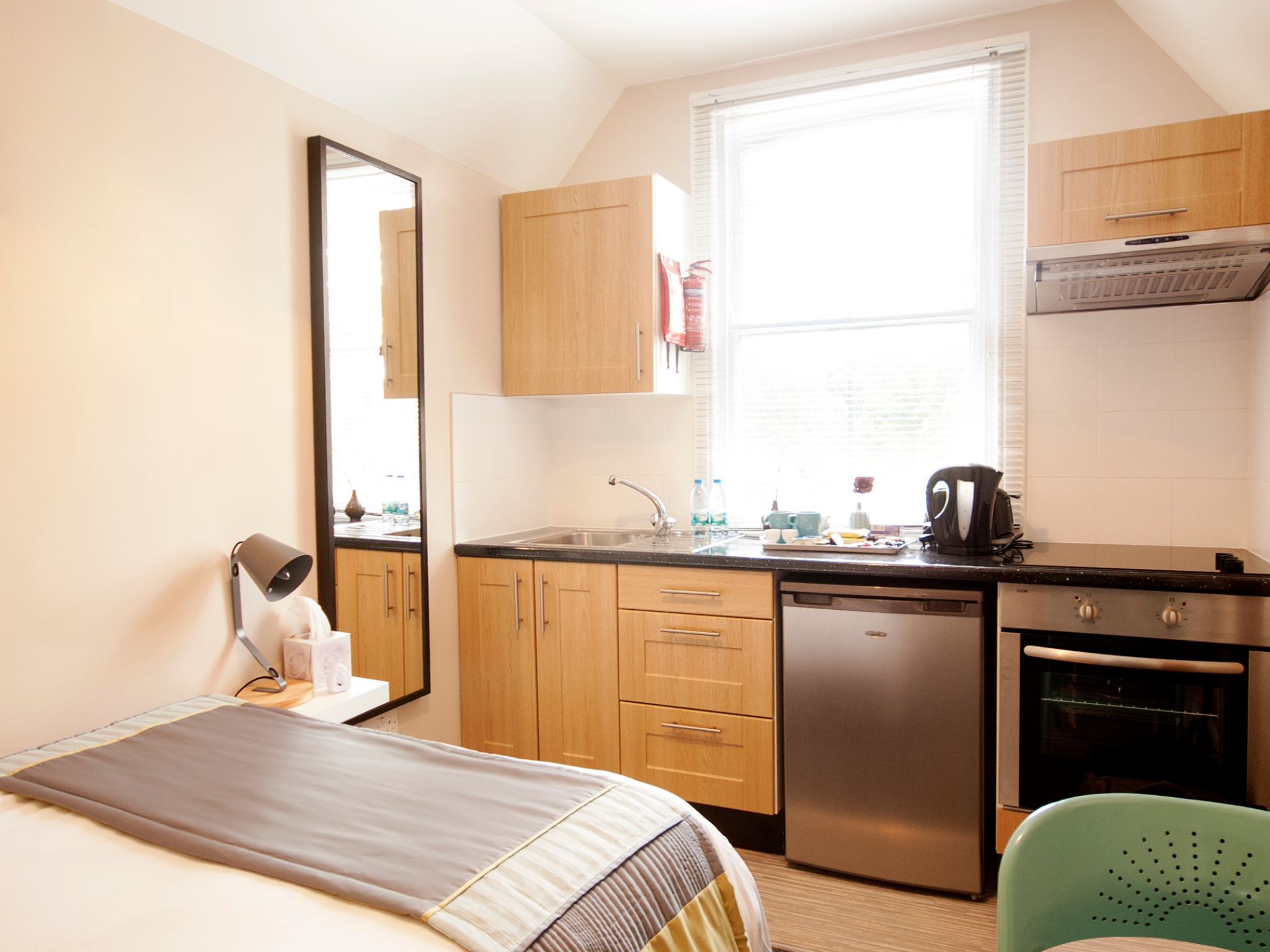 United Lodge Hotel and Apartments