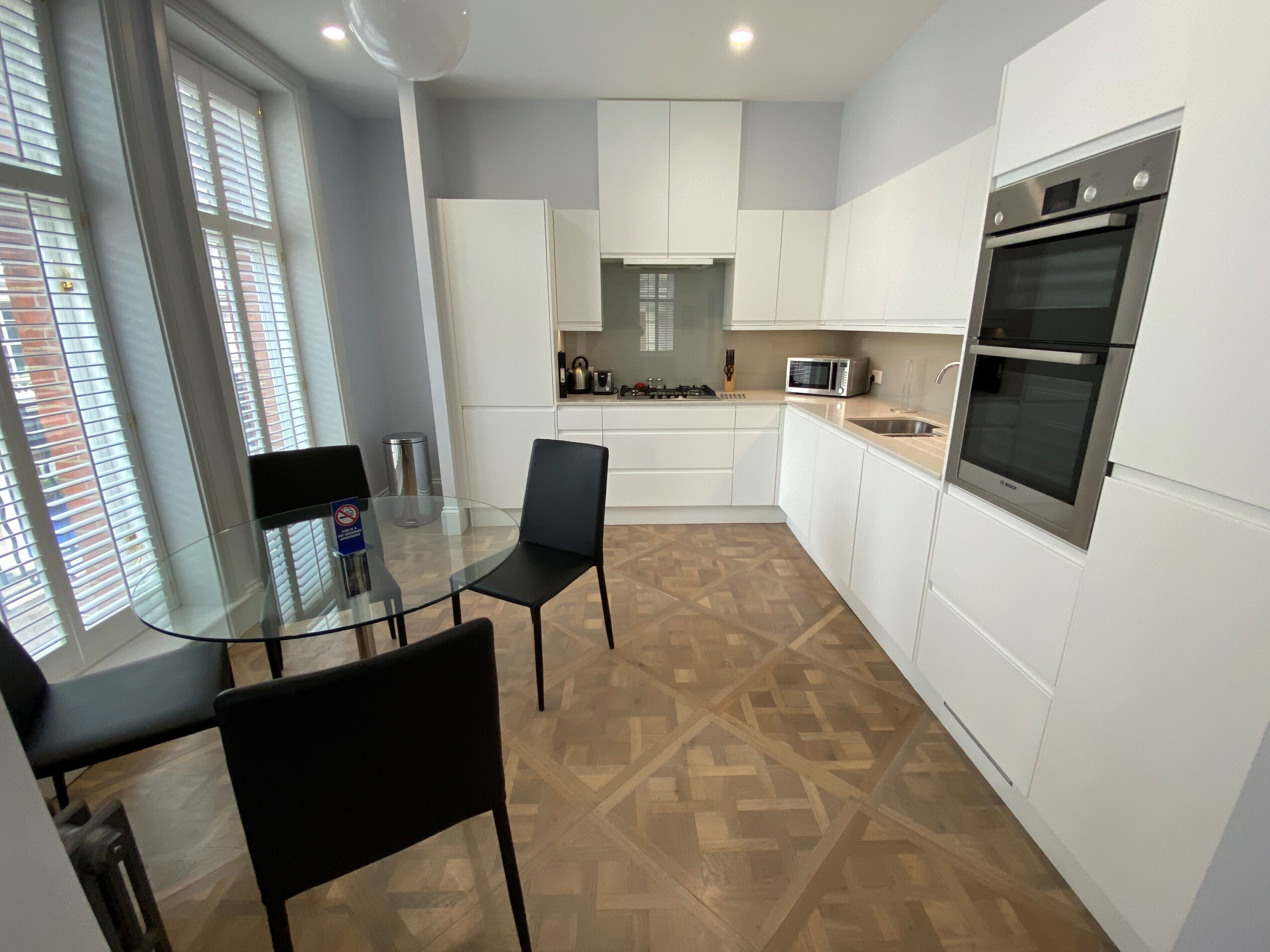 Urban Chic - Shaftesbury