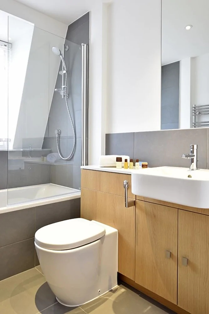 Urban Stay Lovat Lane Apartments
