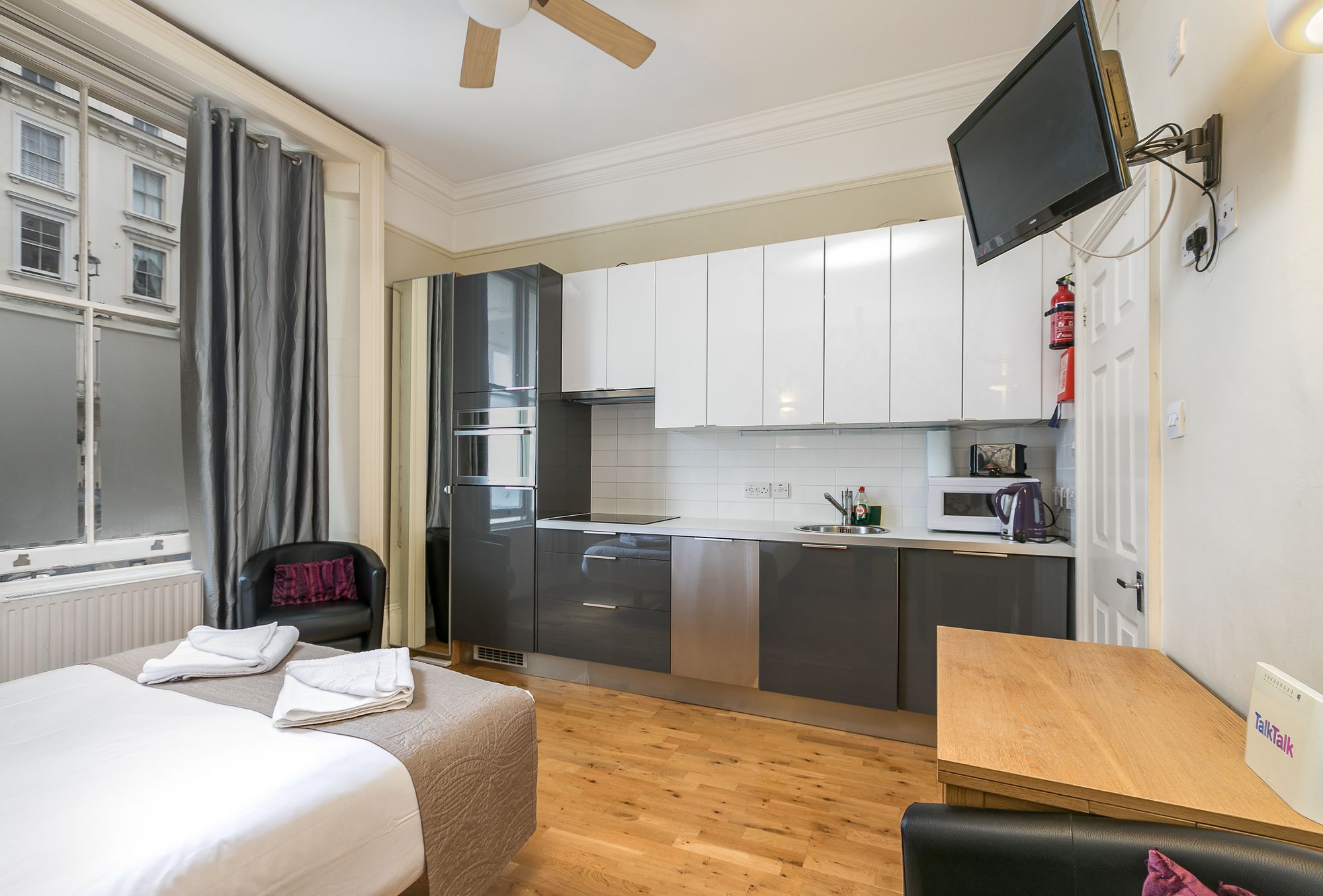 Victoria Apartments