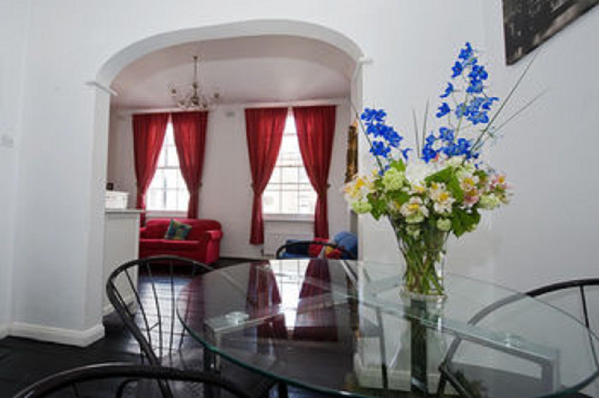Victoria Apartments