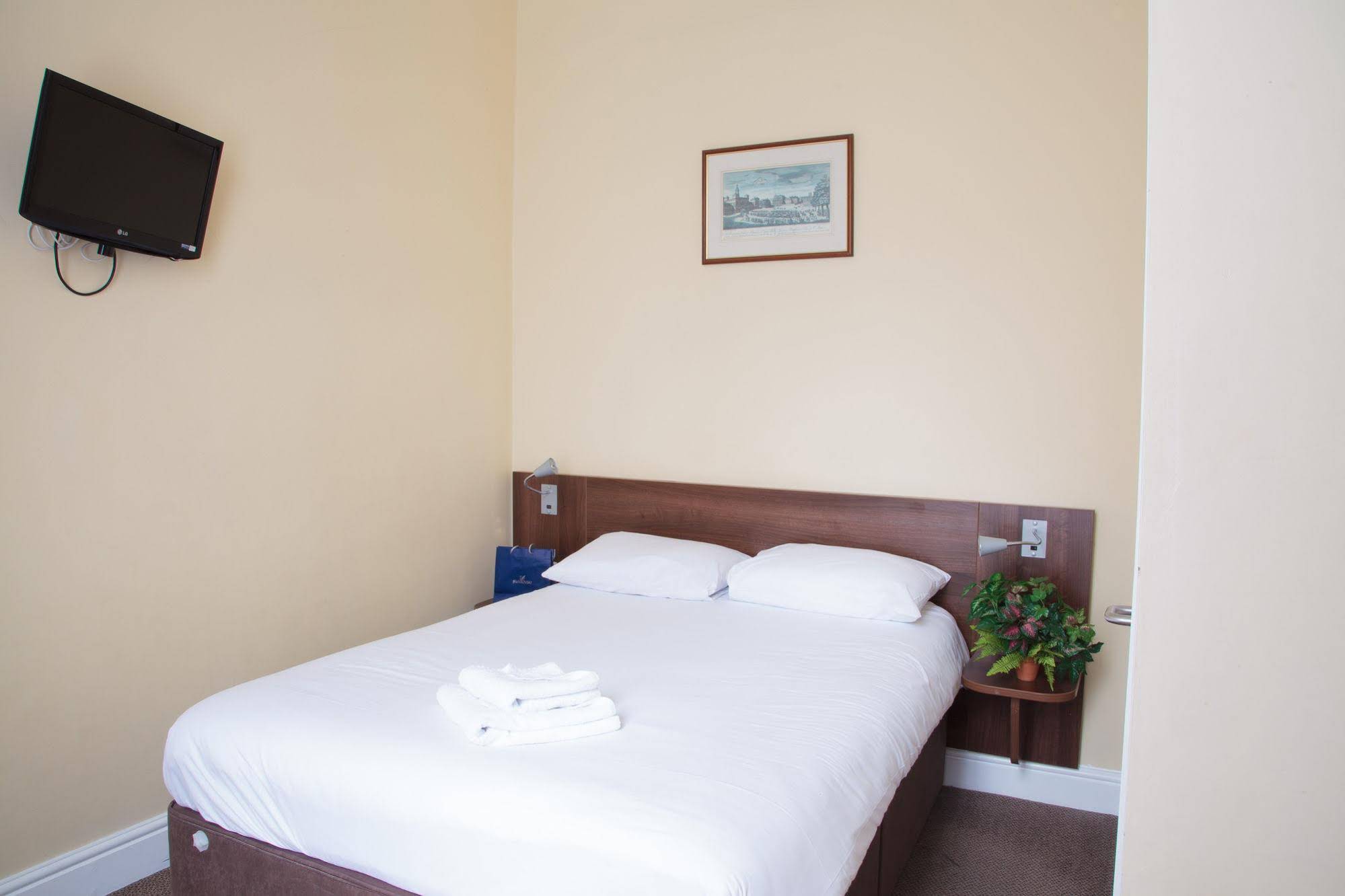 Victoria Inn London