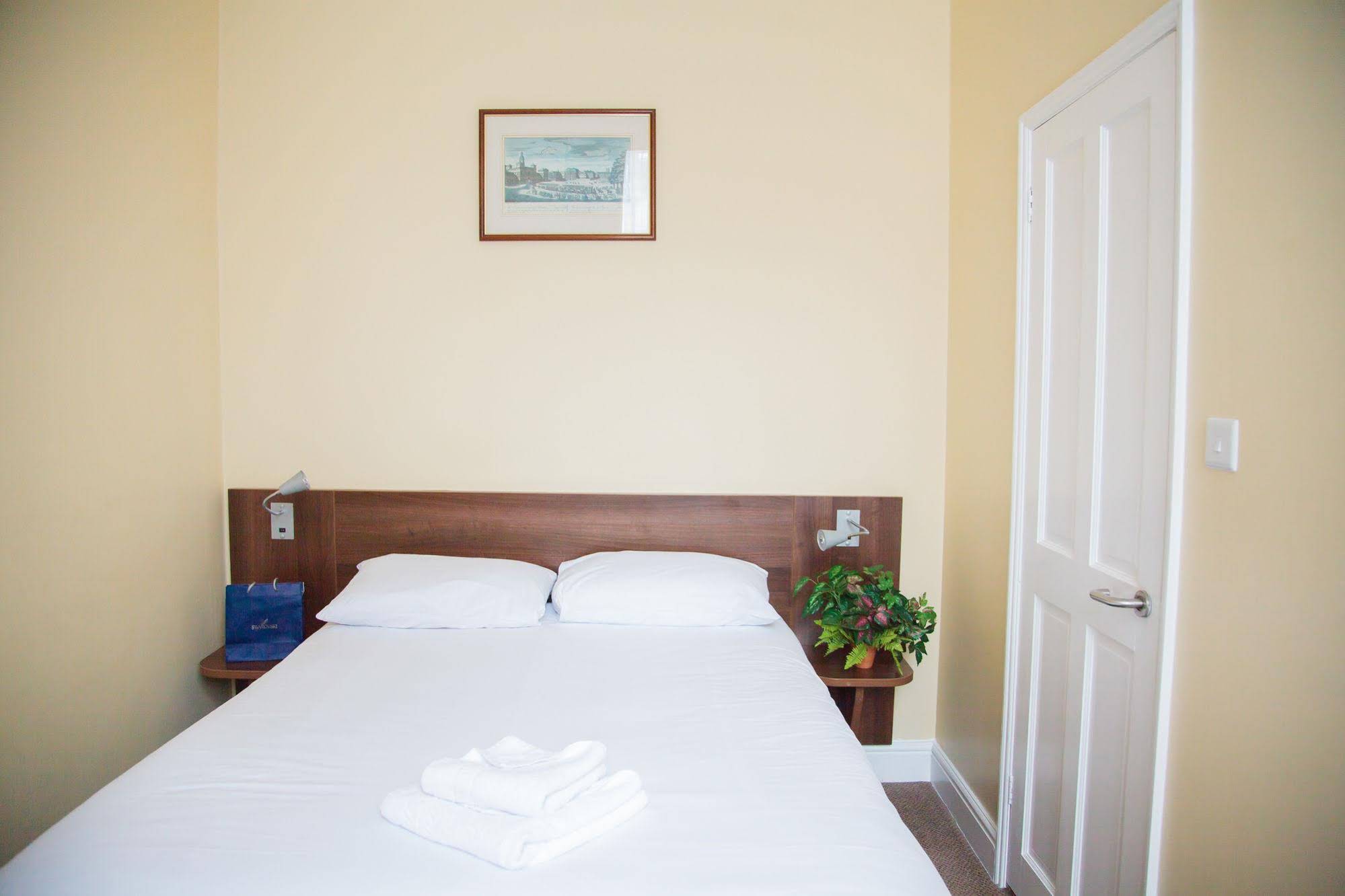 Victoria Inn London