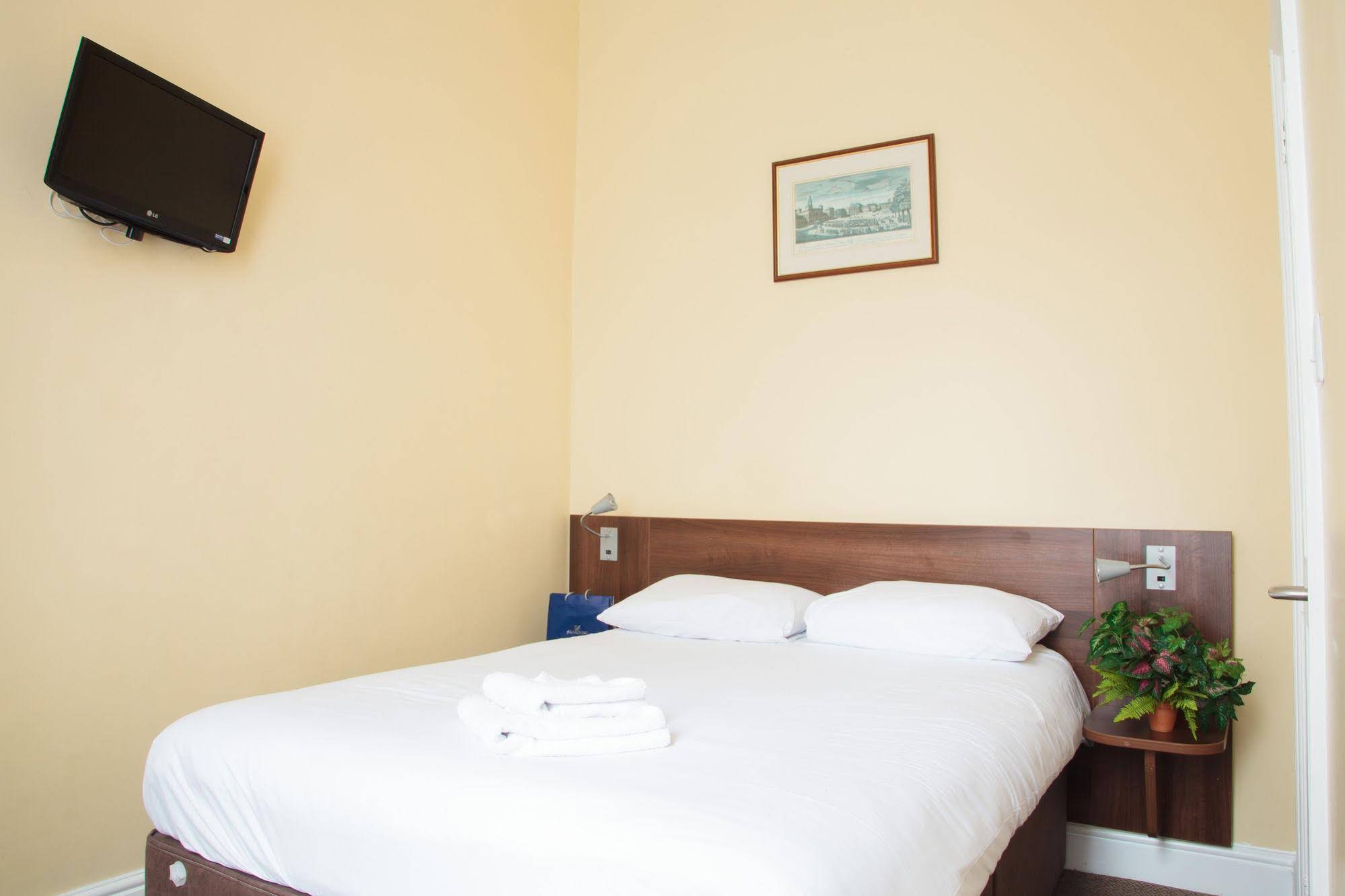 Victoria Inn London
