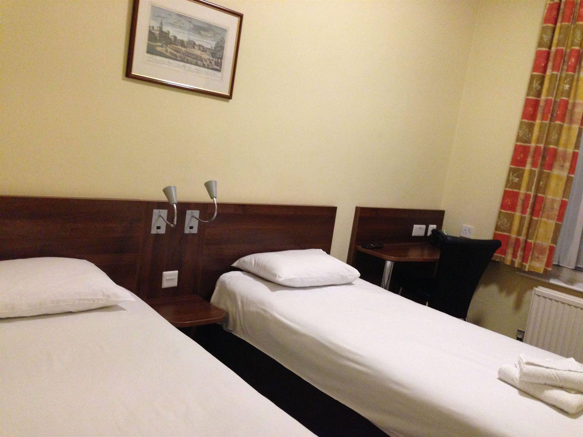 Victoria Inn London