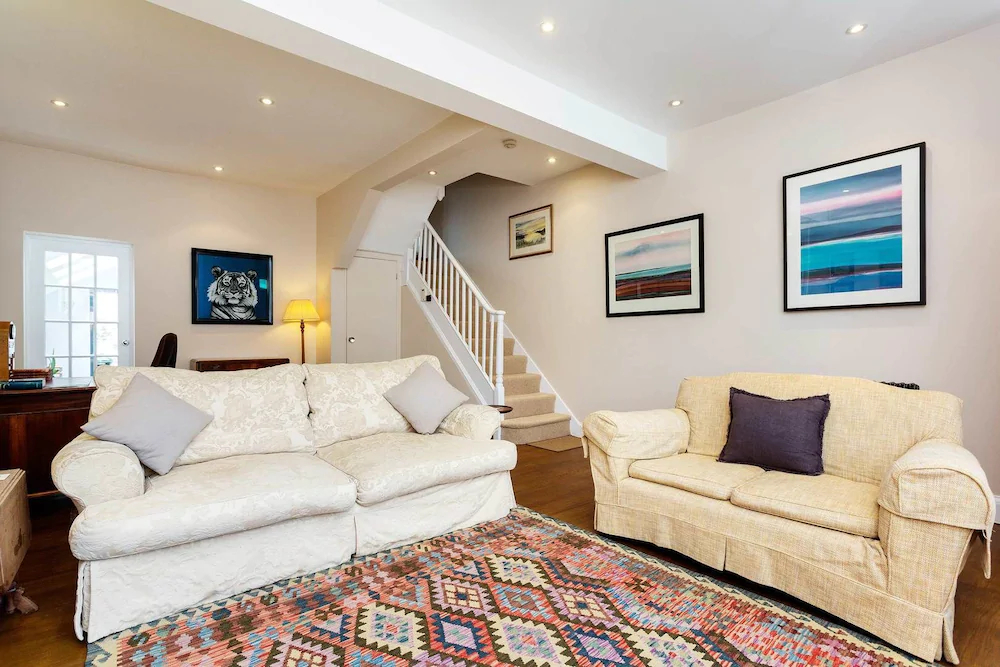 Welcoming Cottage