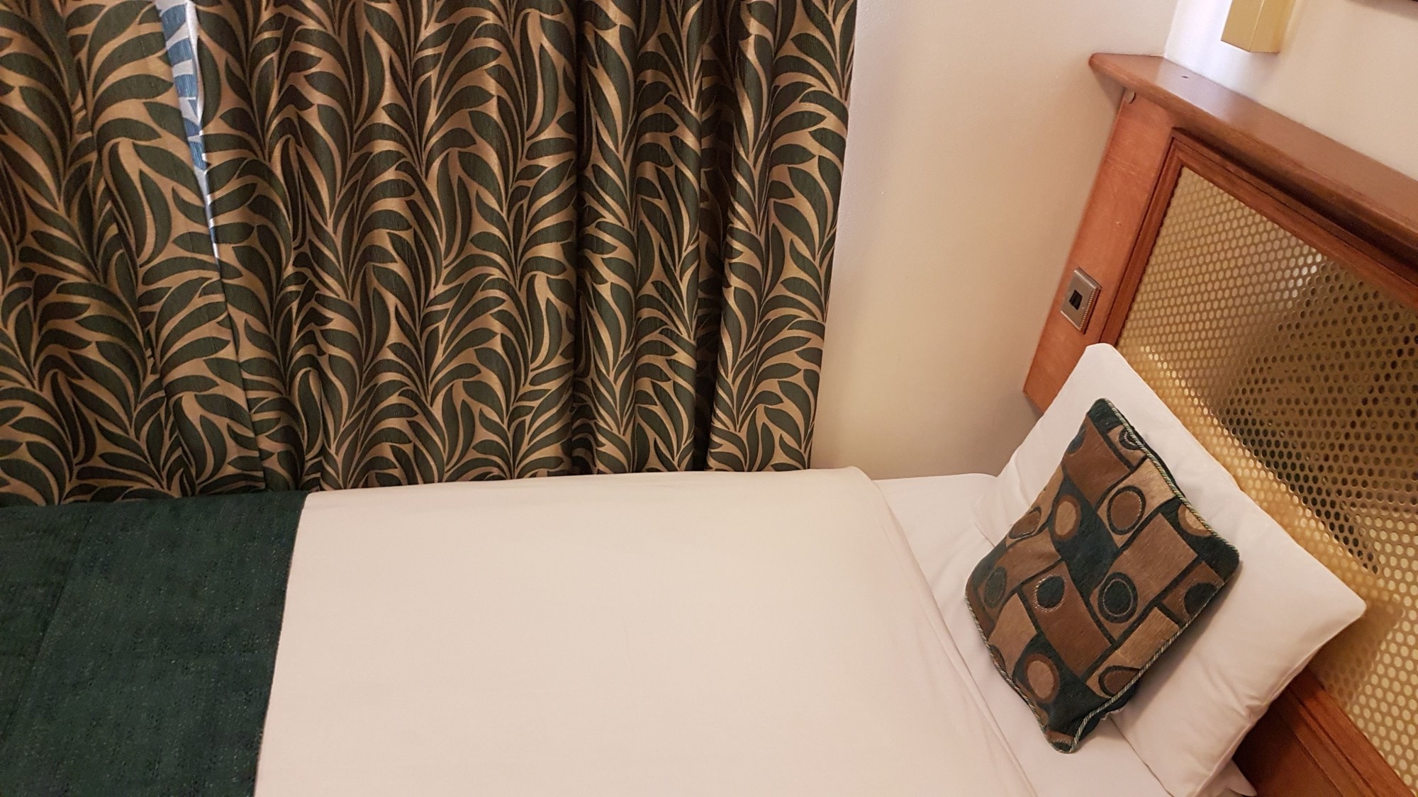 Westpoint Hotel