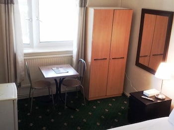 Whitechapel Rooms