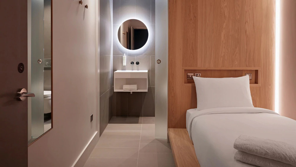 Zedwell Piccadilly