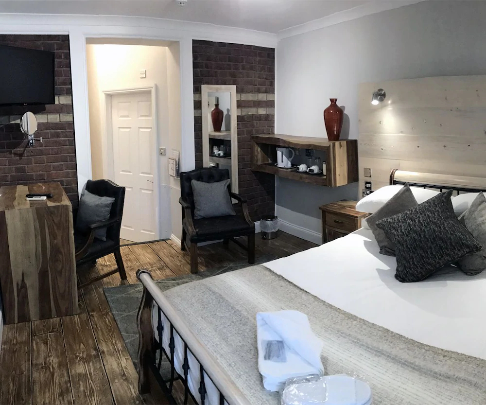 Leaside Hotel