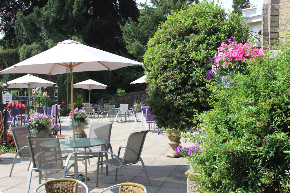 Leaside Hotel