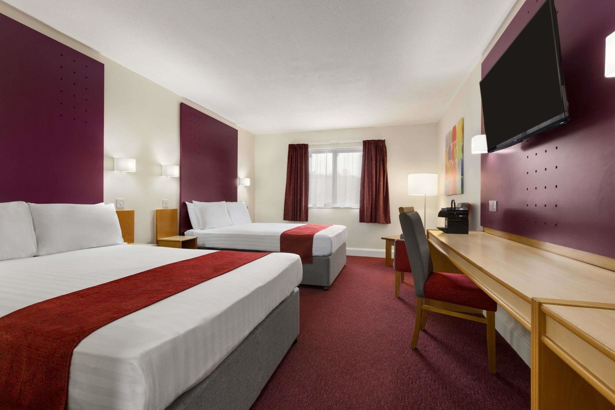 Days Inn by Wyndham Maidstone