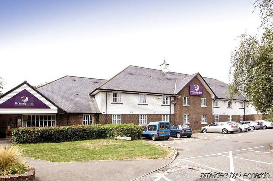 Premier Inn Maidstone Sandling