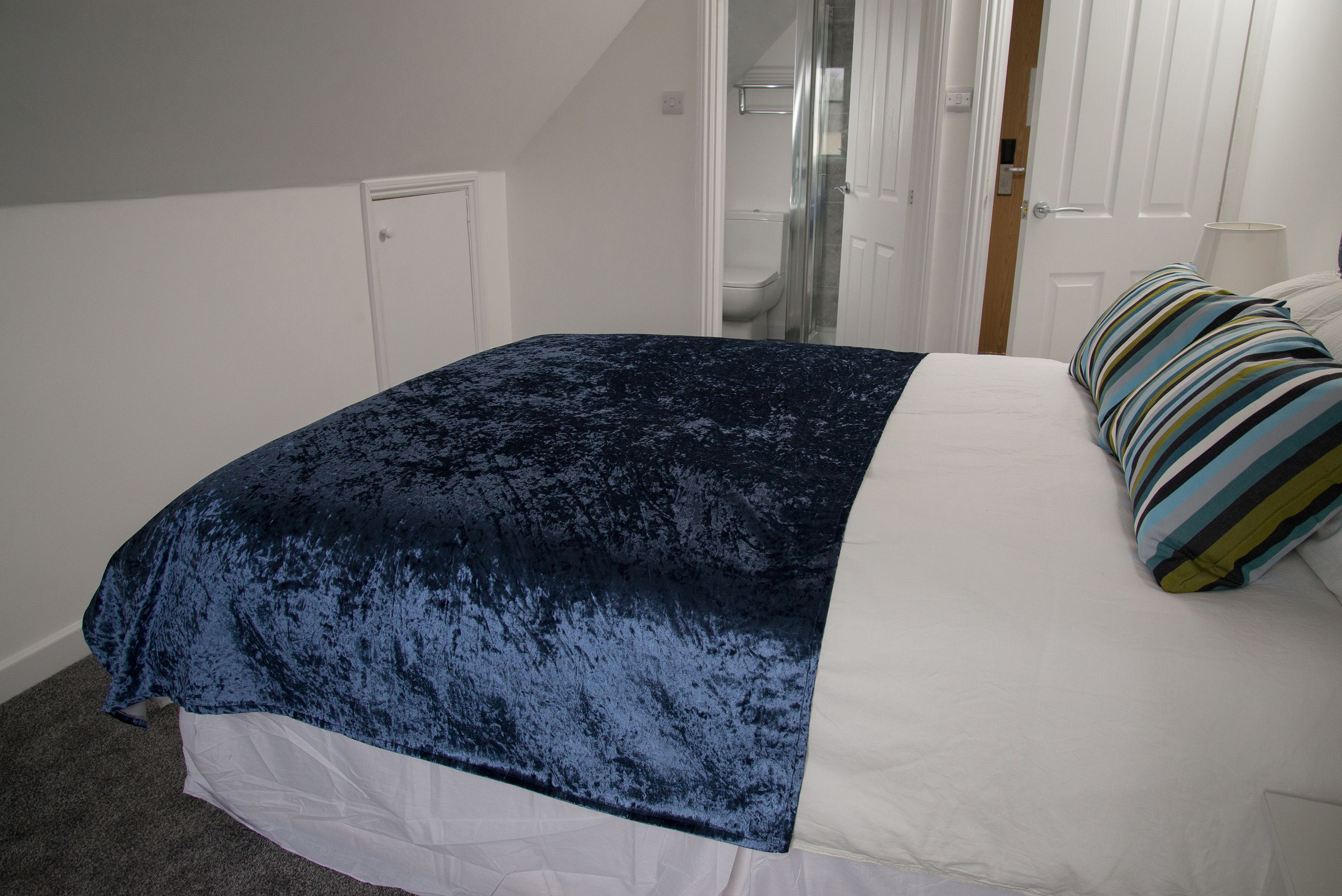 TLK Apartments and Hotel
