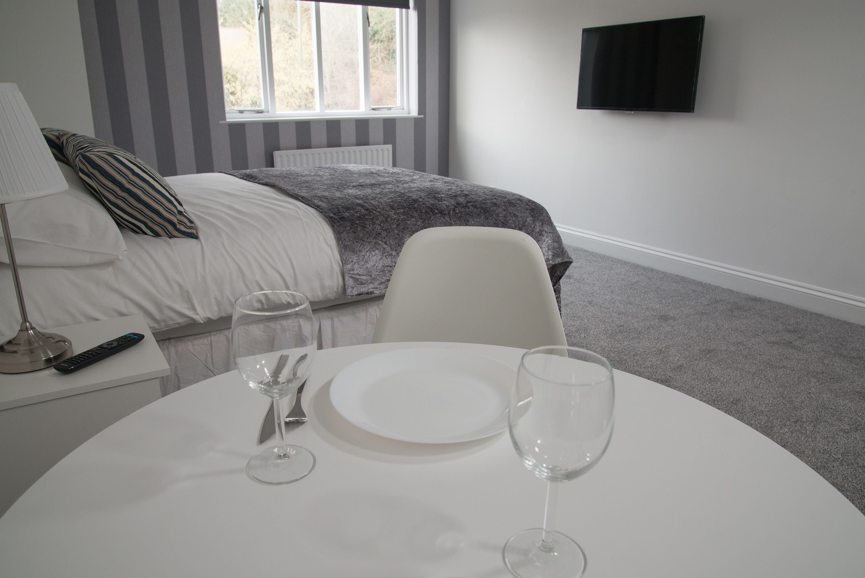 TLK Apartments and Hotel