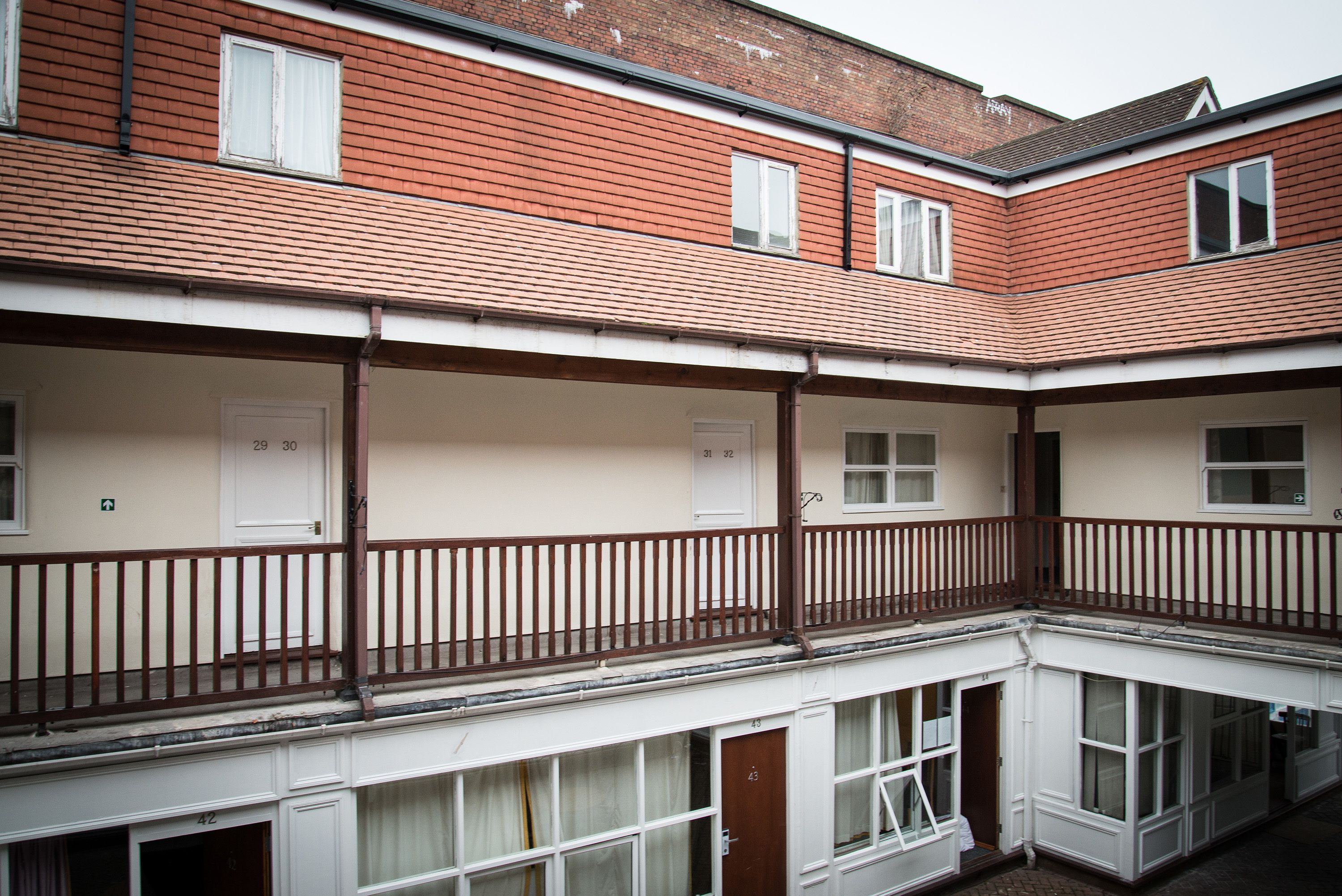 TLK Apartments and Hotel