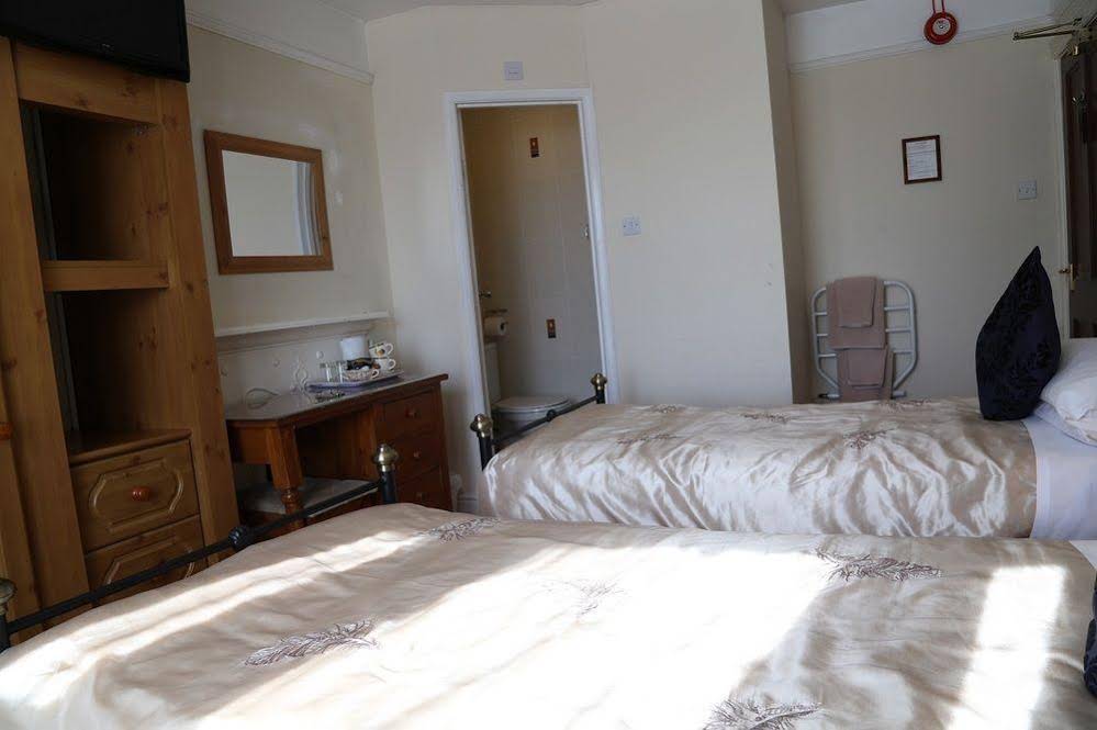 All Seasons Guest House