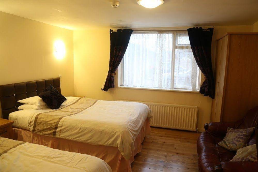 All Seasons Guest House