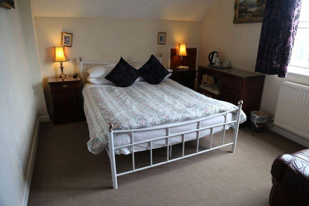All Seasons Guest House
