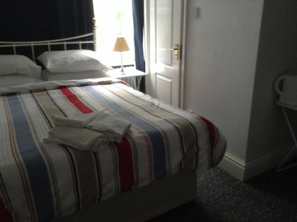 Becket House