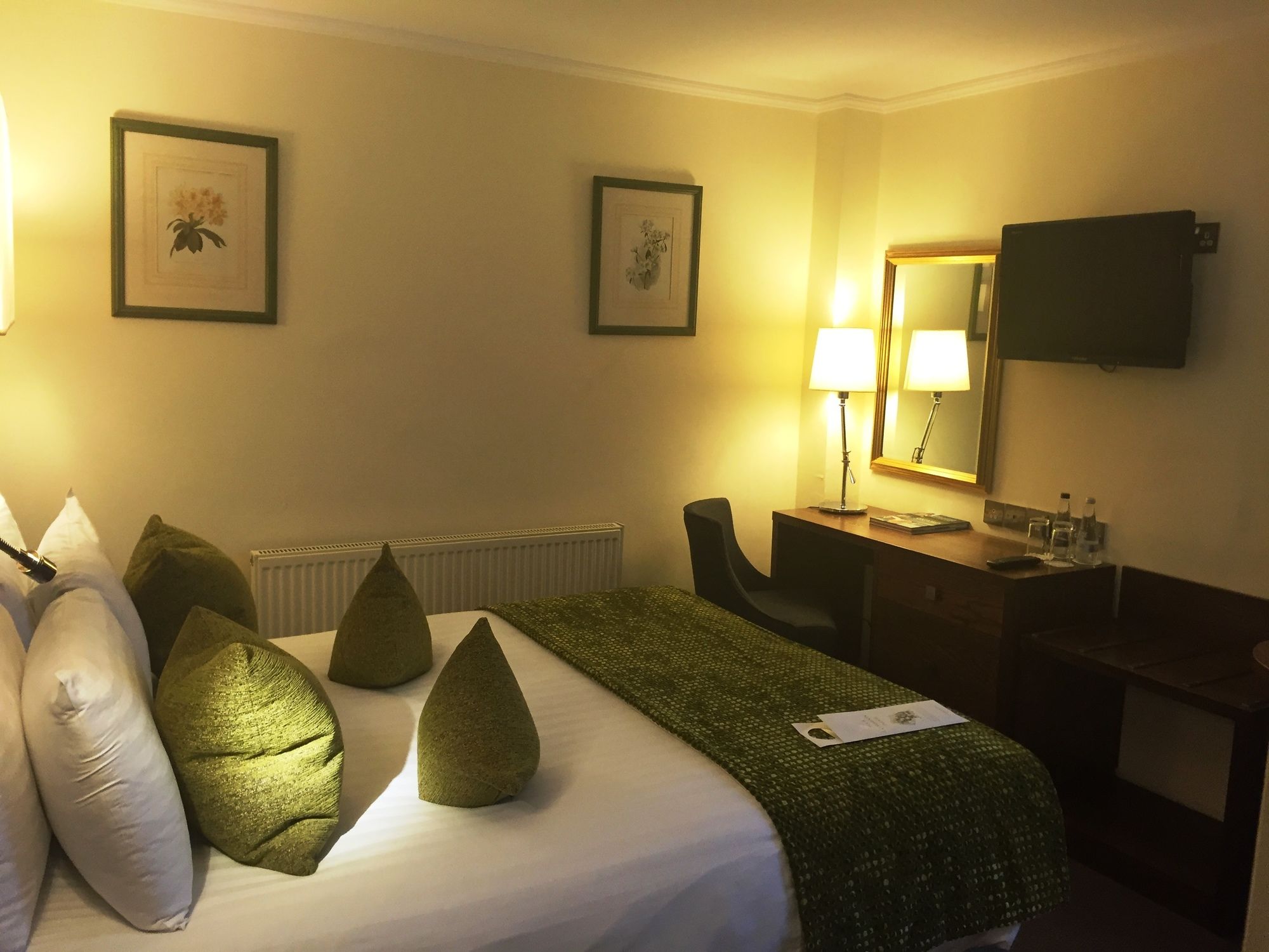 Cotswold Lodge Hotel