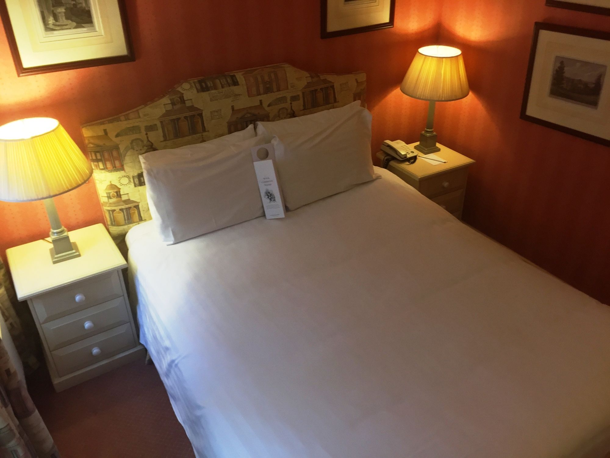 Cotswold Lodge Hotel