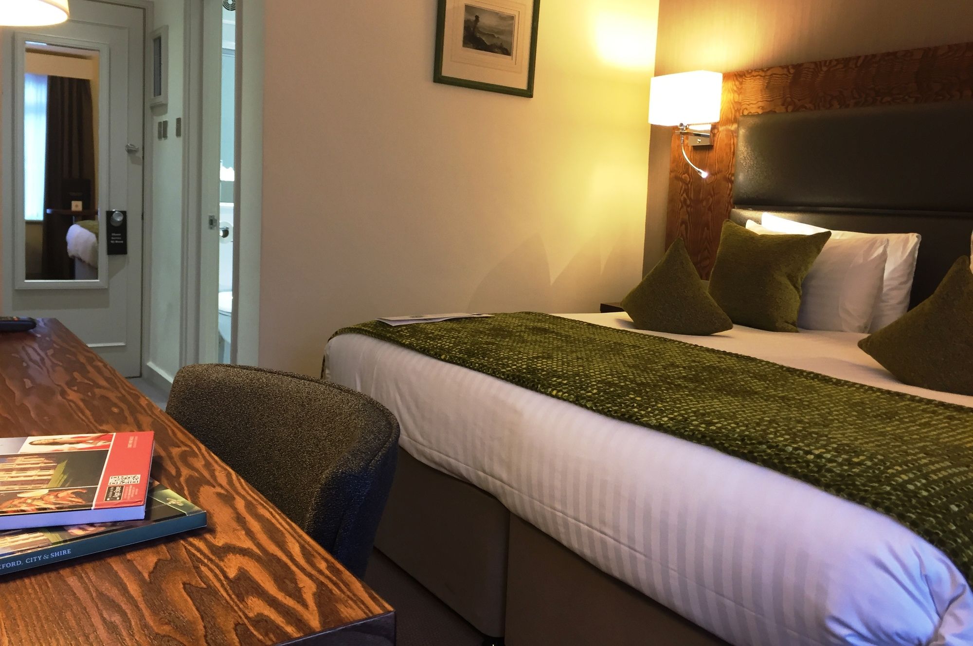 Cotswold Lodge Hotel