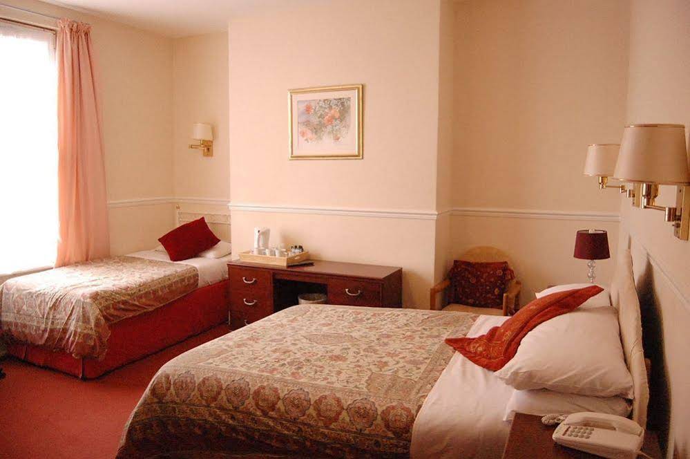Eurobar Hotel