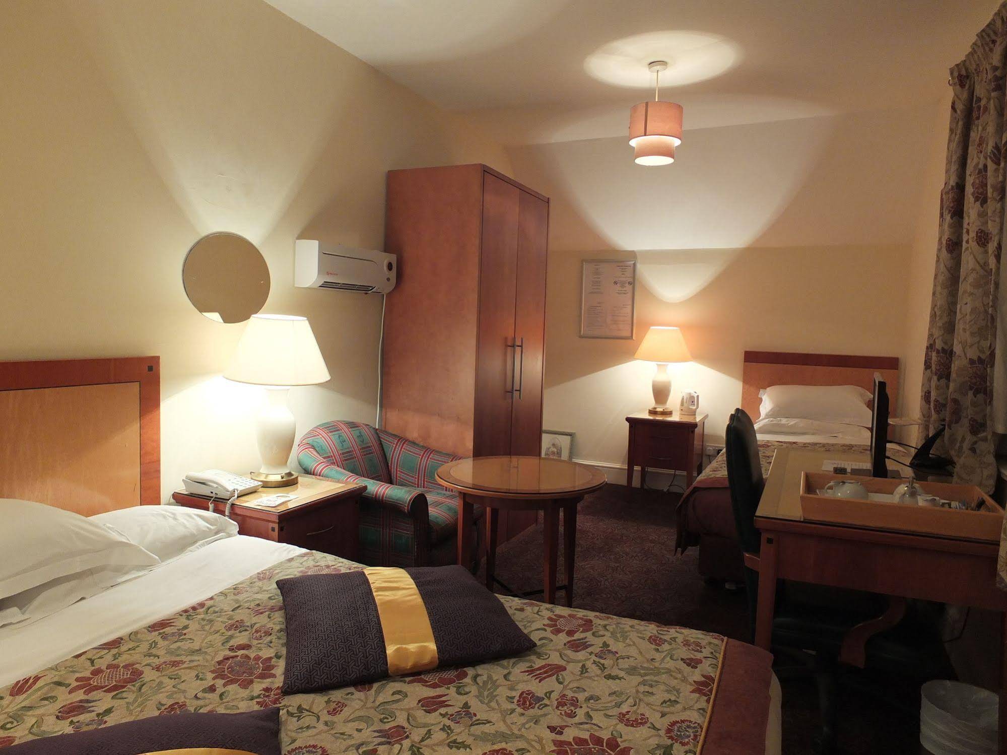 Eurobar Hotel