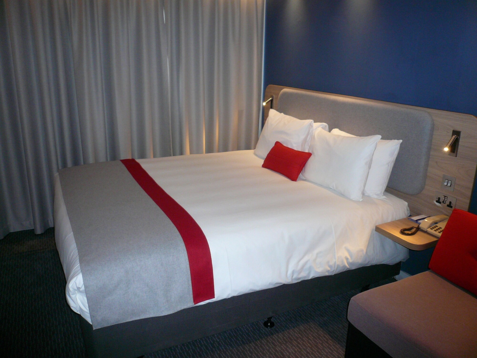Holiday Inn Express Oxford - Kassam Stadium