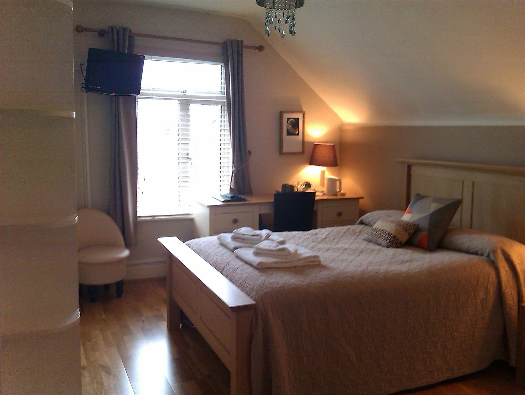 Lina Guest House