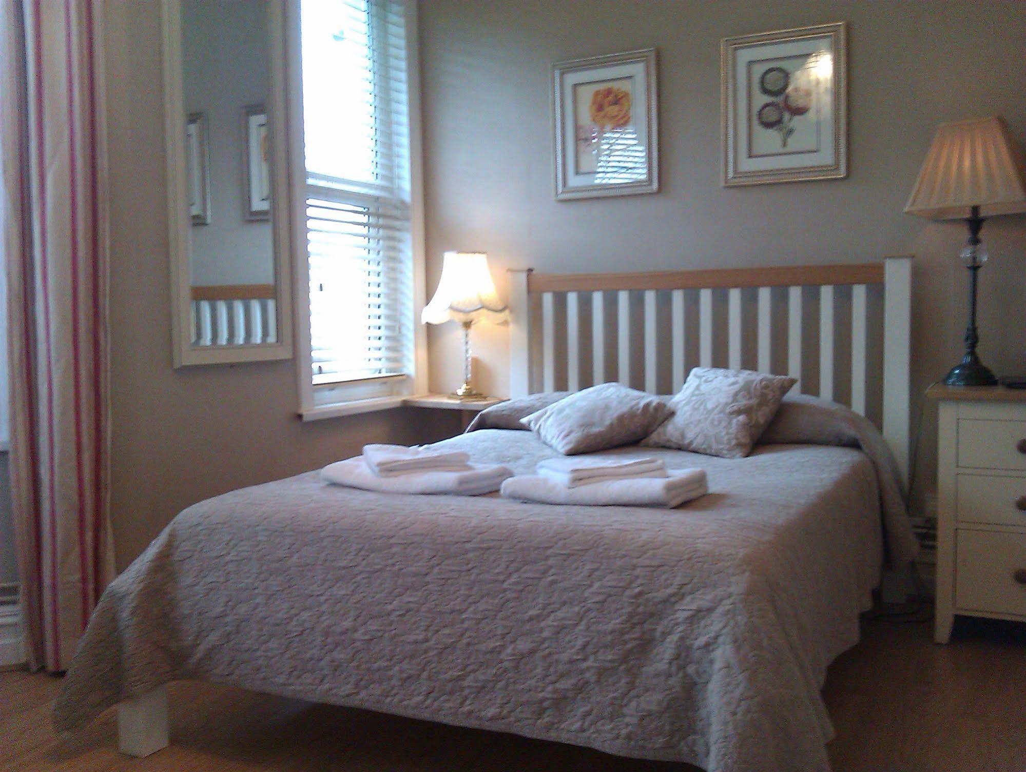 Lina Guest House