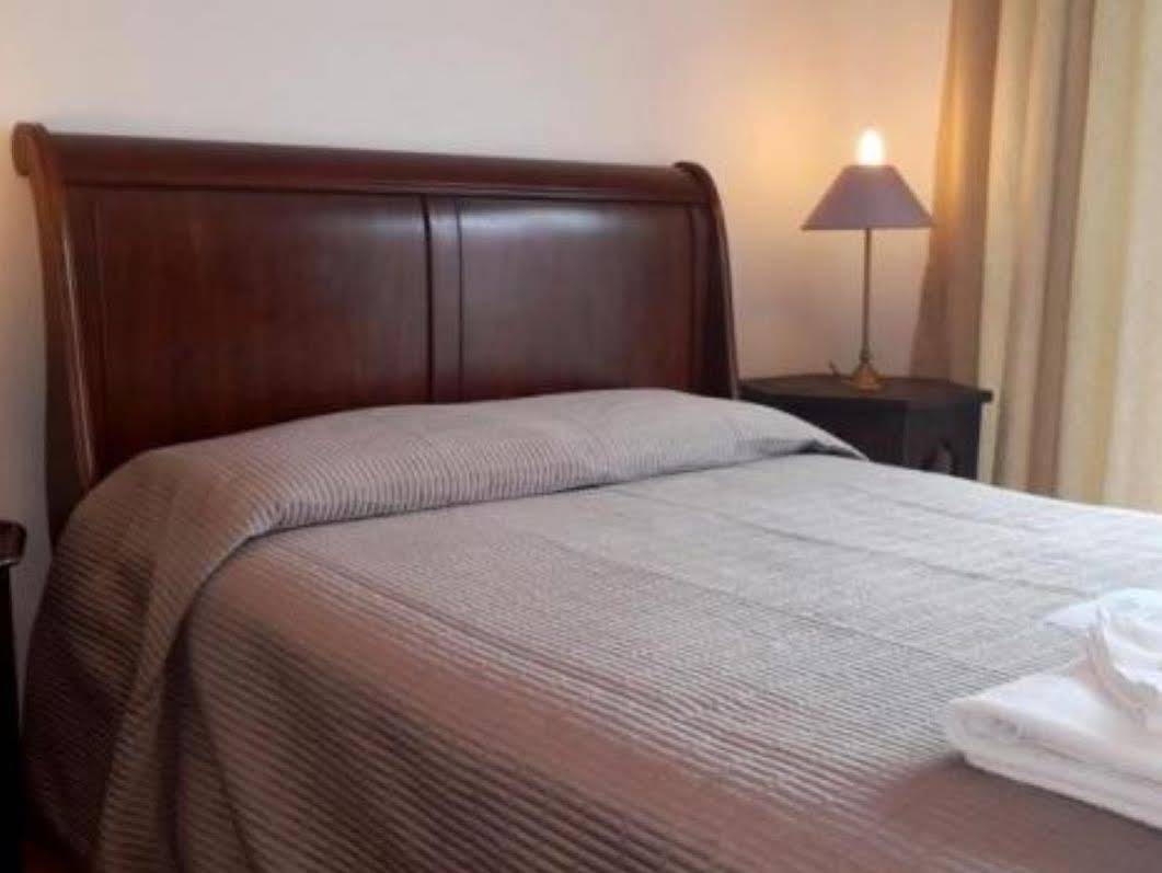 Lonsdale Guest House