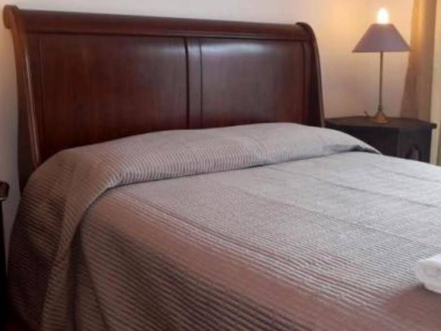 Lonsdale Guest House