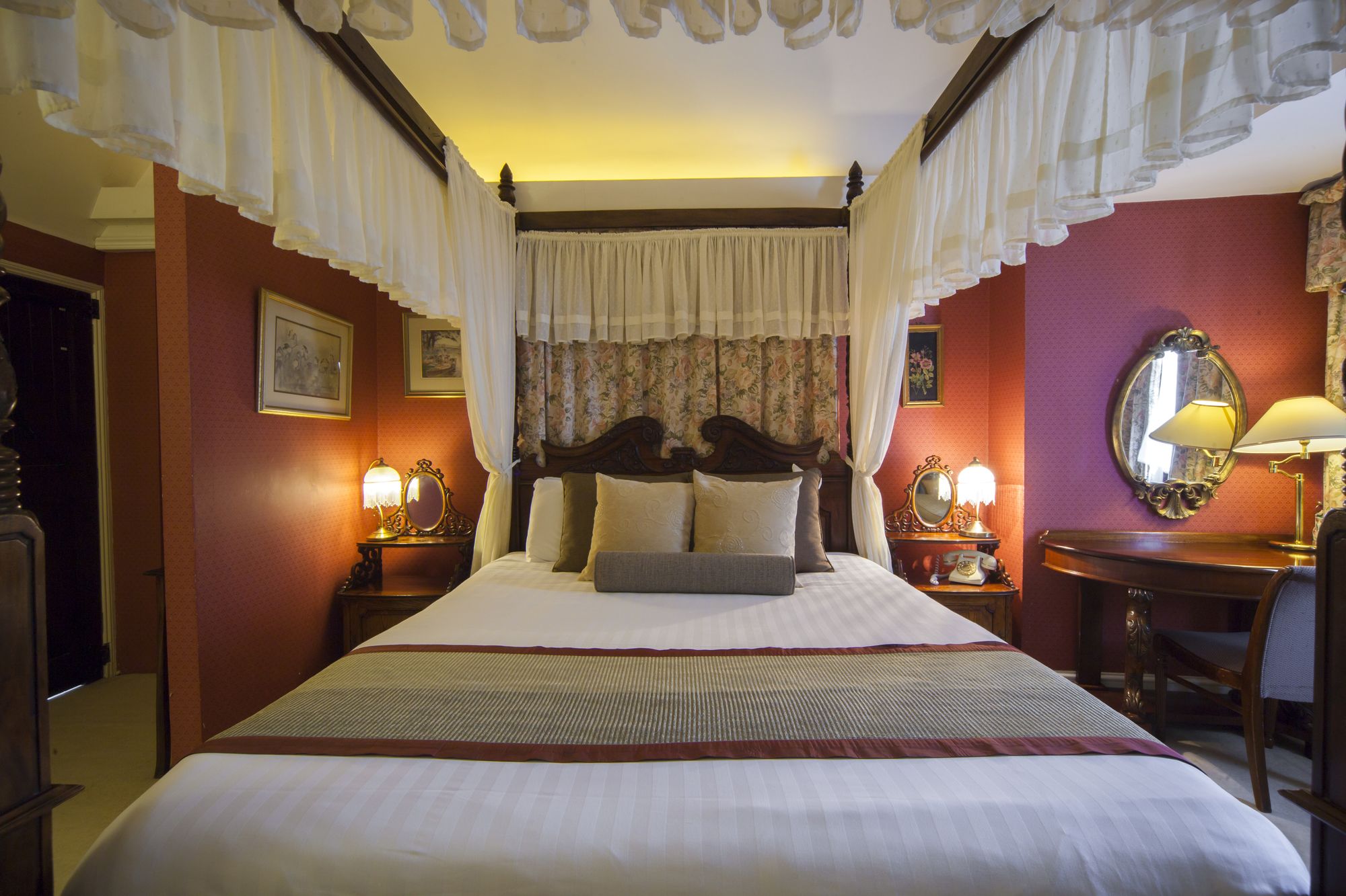 The Holt Hotel