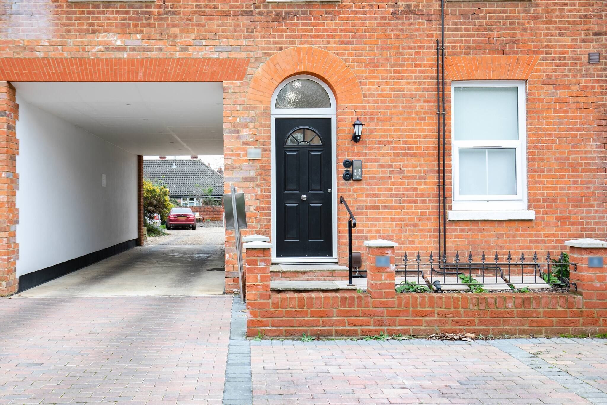 Helena Luxury Serviced Apartment