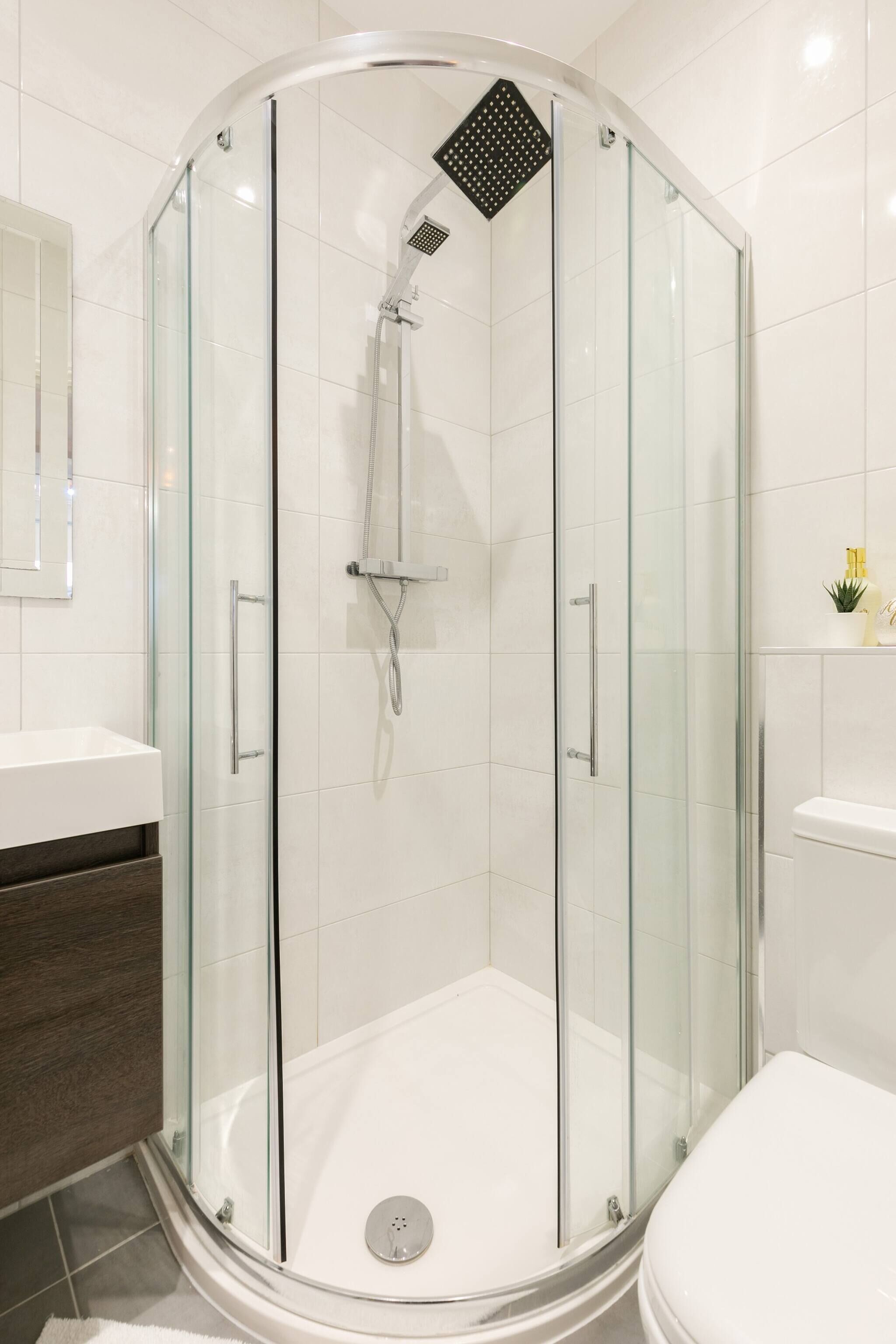 Helena Luxury Serviced Apartment